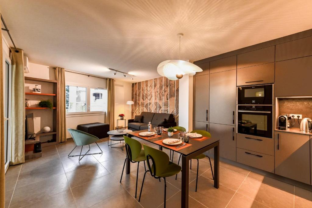 L'Estrade La Costière - 2 chambres avec vue sur le Lac PDJ en option 3 Avenue du Tresum, 74000 Annecy