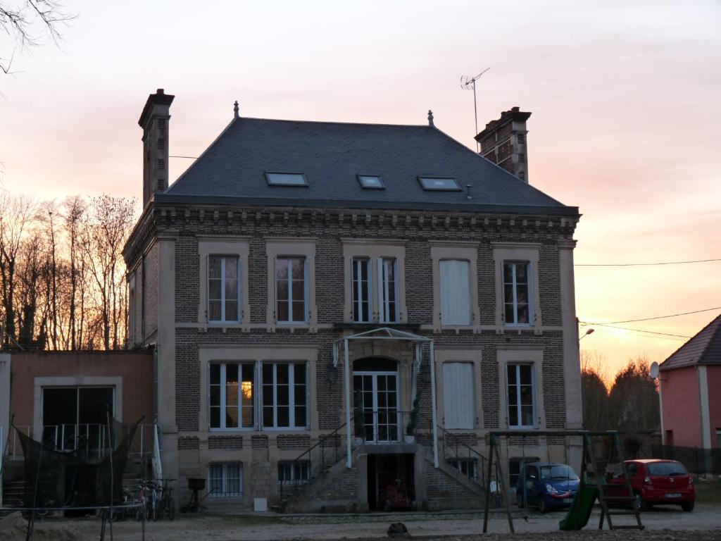 Appartement l'etape famille 2 rue de l’épine des îles 10190 Estissac