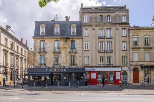 l'Etoile by Cocoonr