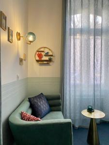 L'EUGENIE BLUE Calme parcs et thermes