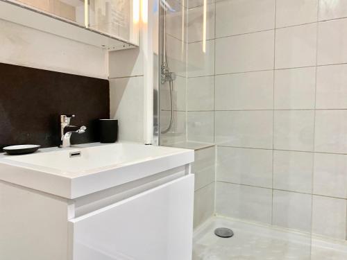L'HERMITAGE - Studio moderne - Piscine - Ascenseur - Quart Golf