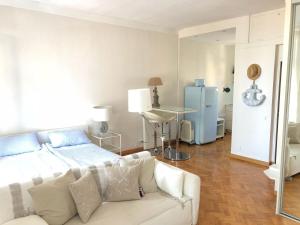 Appartement L´Horizon 1.Etage 67 Avenue des Frères Roustan 06220 Vallauris Provence-Alpes-Côte d\'Azur