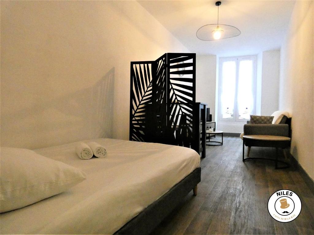 Appartement L'Idéal * Parfait Couples * Hypercentre Pau 16 Rue Latapie 64000 Pau