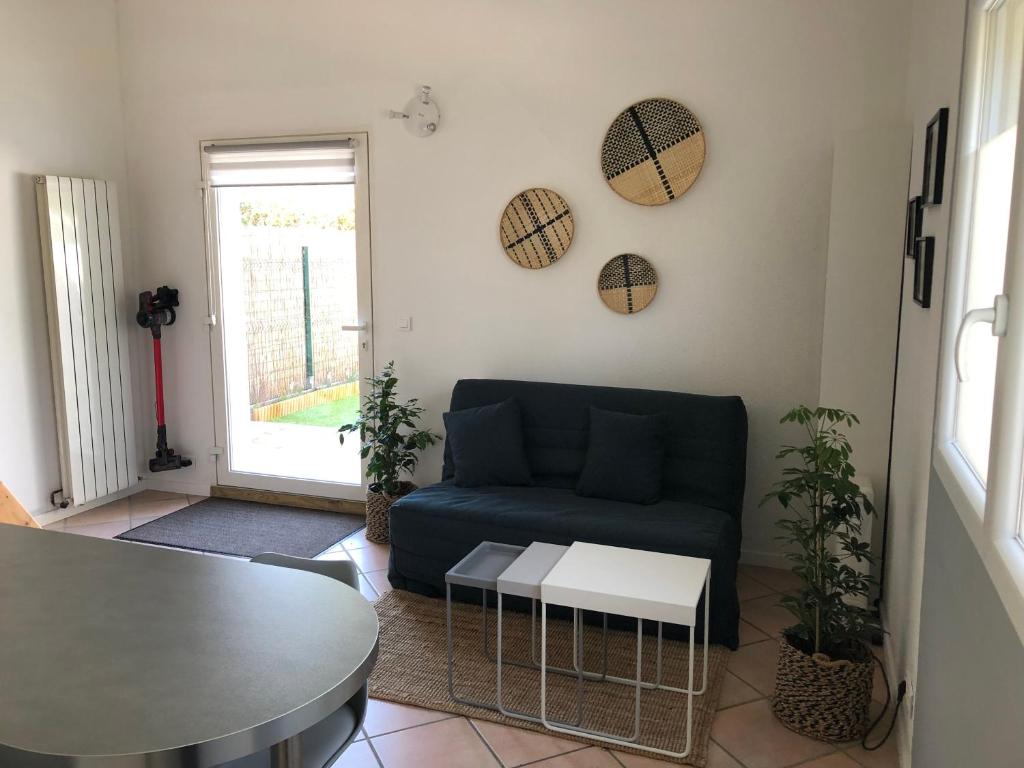 Appartement L'instant d'une pause Studio mezzanine avec jardin proche Montpellier Rue de Saint-Martin 160 34820 Teyran