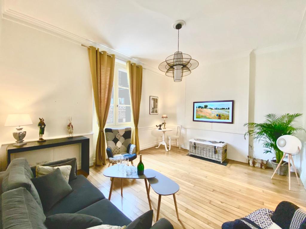 Appartement L Interlude 9 Rue Henri IV 28000 Chartres