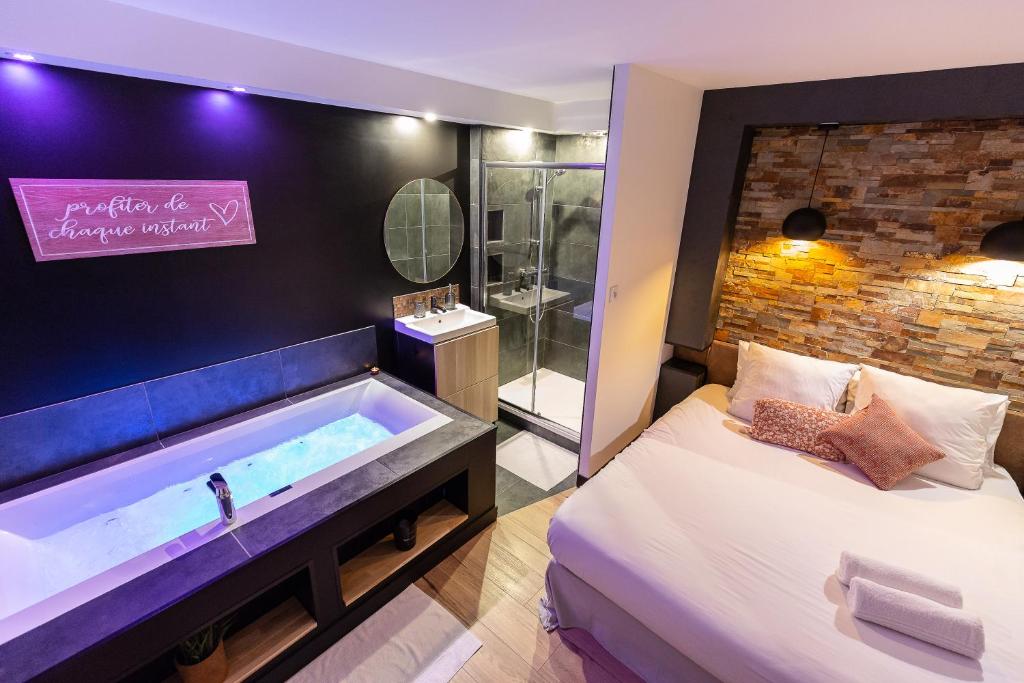 L'Intimiste Balnéo Spa, pure détente et romantisme 37 Rue du Général de Gaulle, 35780 La Richardais