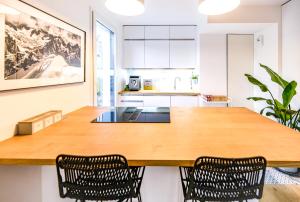 L'Olympique: appartement cosy, vue canal grande terrasse et parking