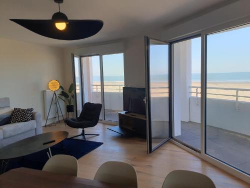 L'opaline - Vue plage-mer-digue-Wifi-Netflix-Parking abrité
