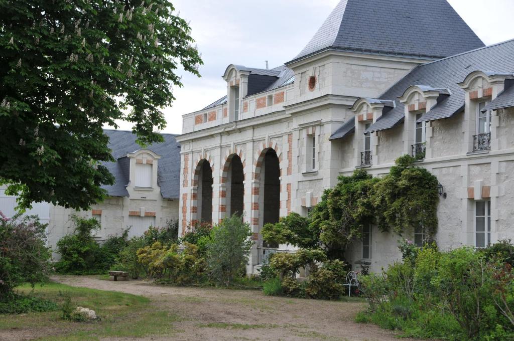 L'Orangerie du Château - LE NID - GITE 2 Personnes 18 Route de la Chaussée, 49650 Brain-sur-Allonnes