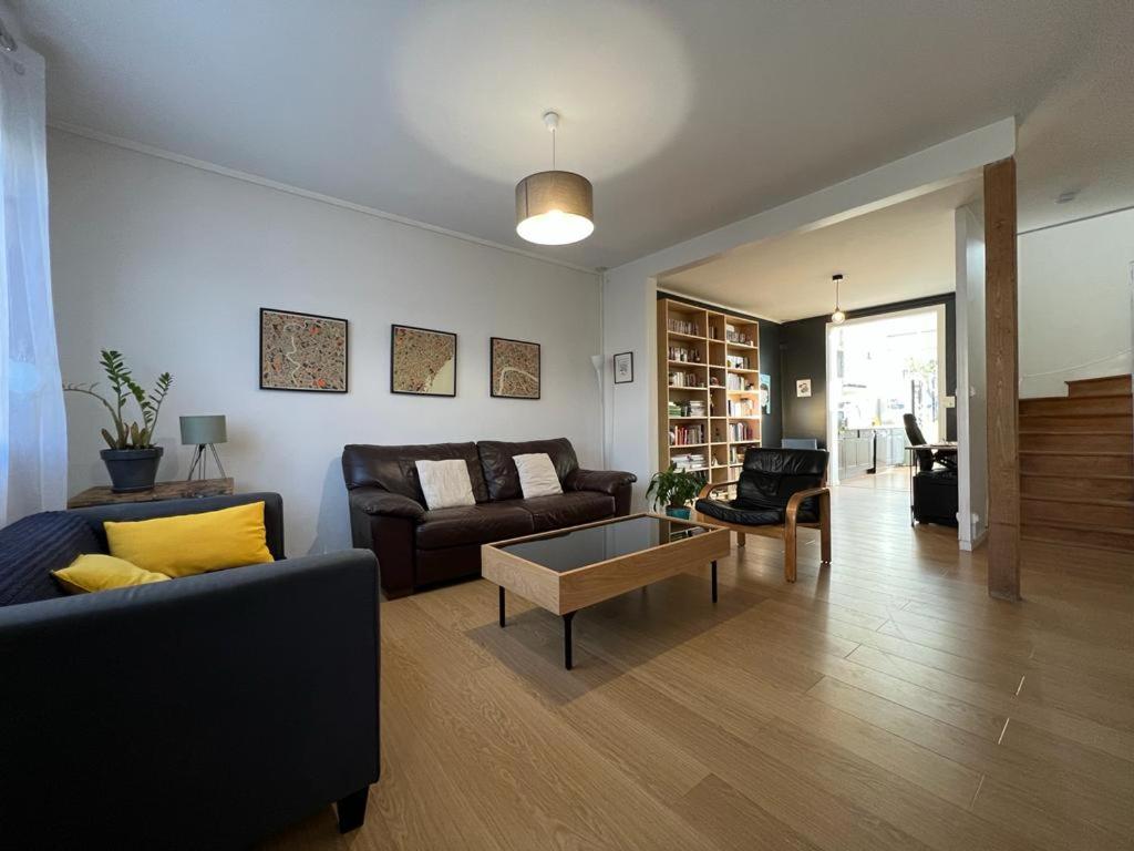 Appartement L Urban Light - 7p - Jardin - Wifi - Rêve au Mans 8 Rue des Eaux Romaines 72100 Le Mans