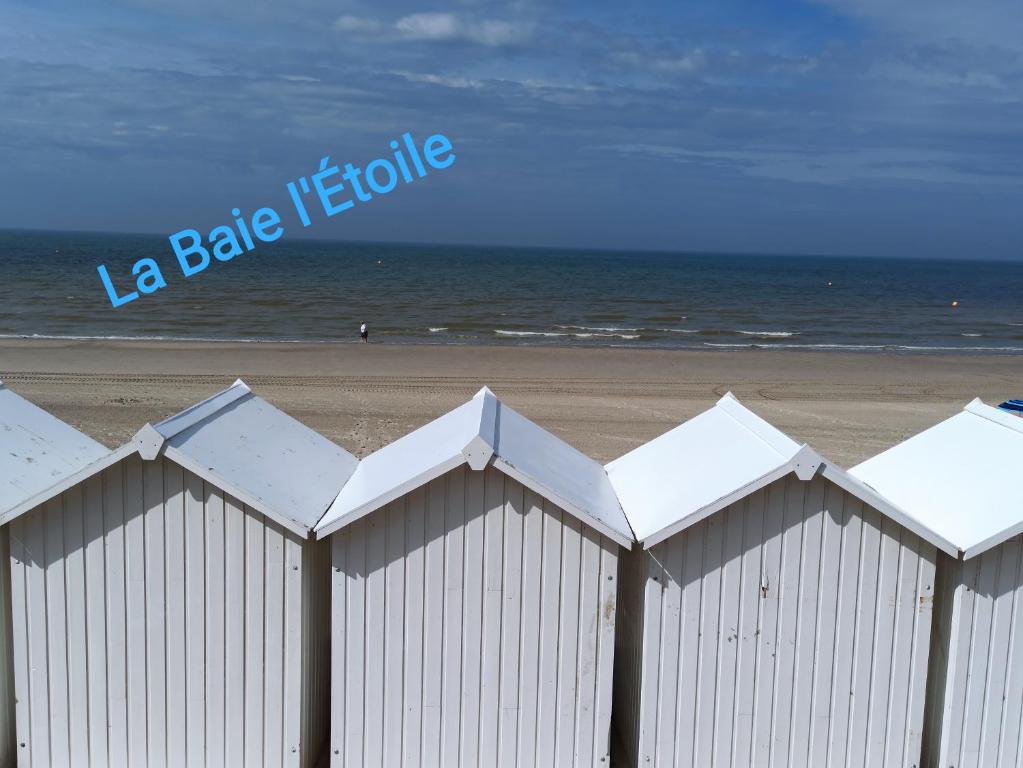 Appartement La Baie L’Etoile, Apt 4 pers, bord de mer, parking privé, Fort Mahon Plage 115 Boulevard maritime Sud 80120 Fort-Mahon-Plage