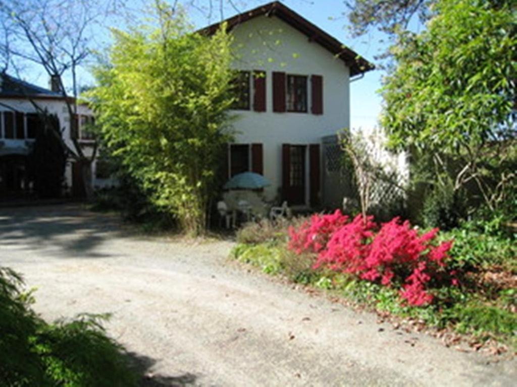 Appartement Appartement La Bananeraie Quartier du Guillat, 64270 Salies-de-Béarn