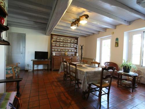 Appartement Appartement La Bastide-Clairence, 2 pièces, 2 personnes - FR-1-384-416 Pinchat -  - Labastide-Clairence