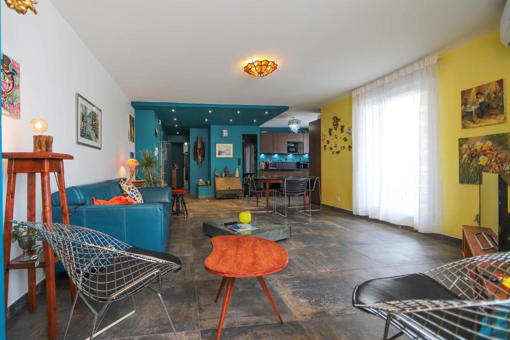 La Belle Bleue - appartement spacieux avec parking 16 Rue André Gide, 74000 Annecy