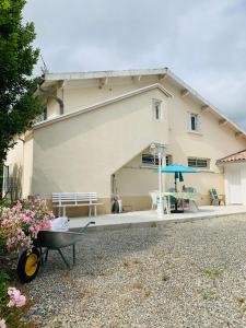 Appartement La Bienvenue Avenue de l’église 09500 Tourtrol Midi-Pyrénées