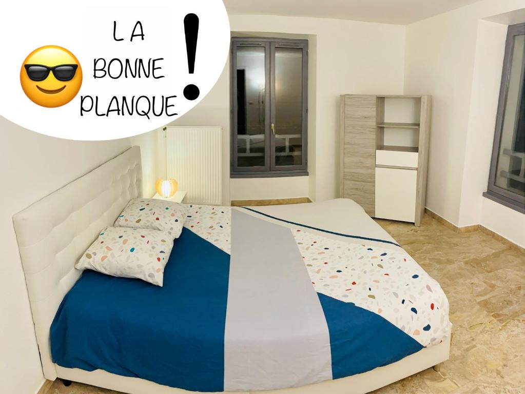 Appartement La Bonne Planque 114 Rue du Général de Gaulle 78740 Vaux-sur-Seine