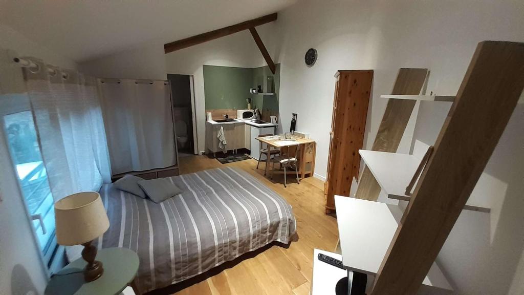 Appartement La Bulle 18 Bis Rue du Docteur Pellier 51000 Châlons-en-Champagne