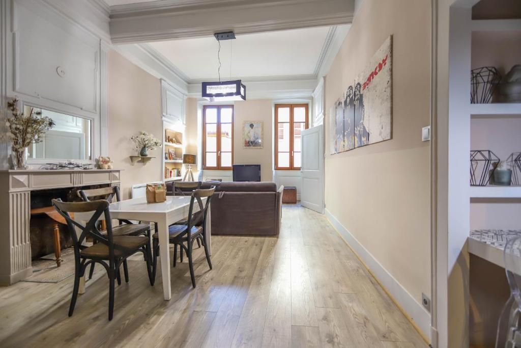 Appartement La Bulle sereine - T2 atypique en centre piéton 10 Rue de l'Île 74000 Annecy