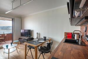 La Cabine by Cocoonr