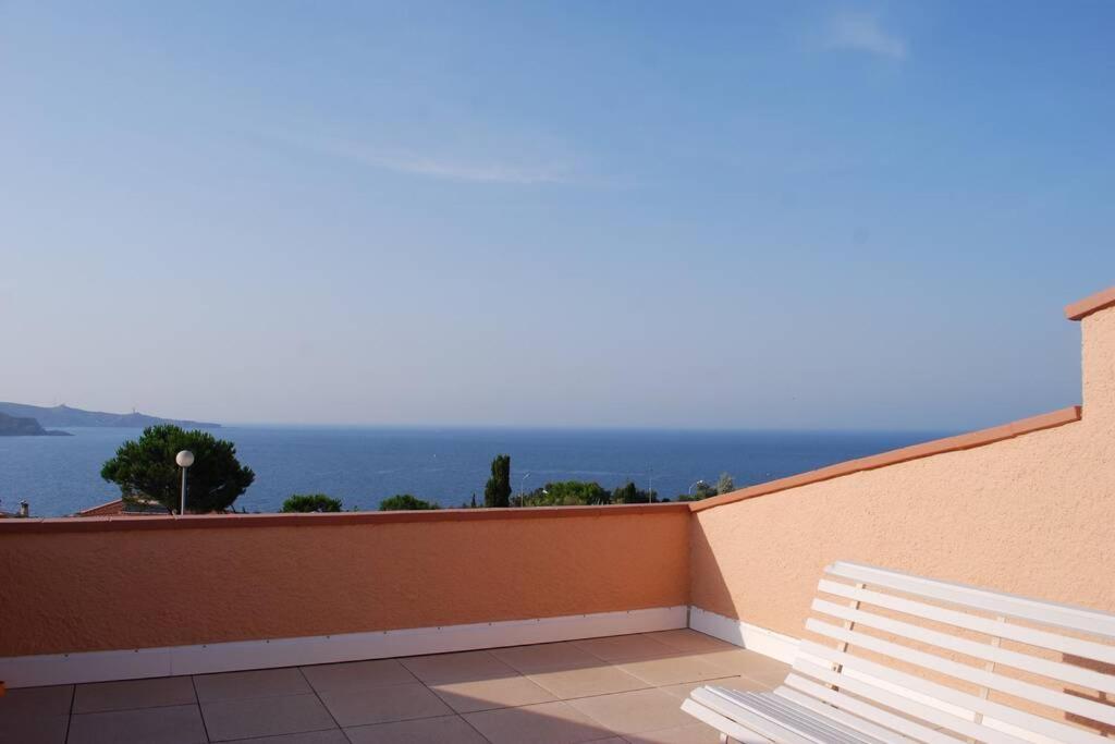 Appartement La Cataline, magnifique duplex vue sur mer, 3 chambres, 2 sdb. 4-18 Rue du balcon de la méditerannée 66650 Banyuls-sur-Mer