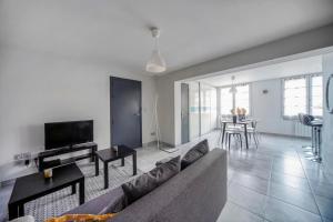 Appartement La Chalaronne - appartement au coeur de la cité médiévale 27 Avenue Clément Desormes 01400 Châtillon-sur-Chalaronne Rhône-Alpes