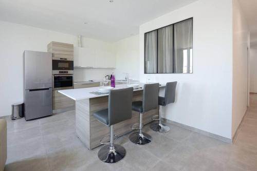 LA CIOTAT - Magnifique Appartement climatisé sur le Port