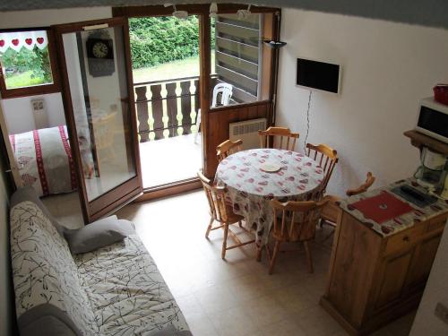 Appartement Appartement La Clusaz, 3 pièces, 6 personnes - FR-1-459-147 2053  route de l'Etale La Clusaz