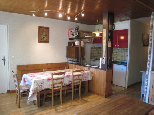 Appartement La Clusaz, 3 pièces, 6 personnes - FR-1-459-27 La Clusaz france