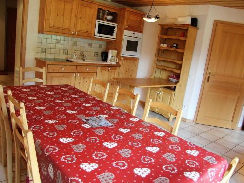 Appartement La Clusaz, 4 pièces, 8 personnes - FR-1-459-10 La Clusaz france