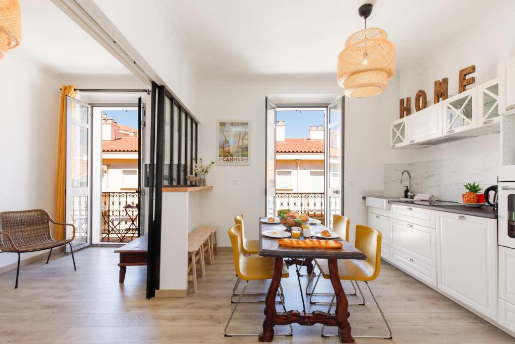 Appartement La Colline YourHostHelper 8 Rue Hibert 06400 Cannes