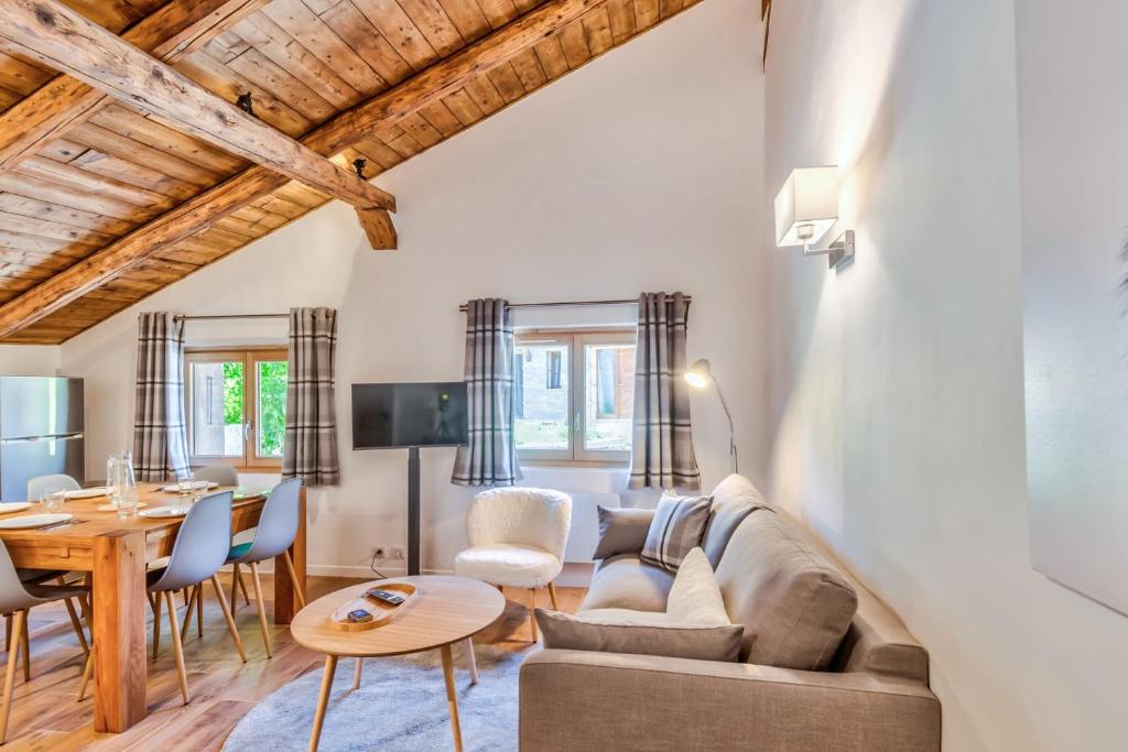 La Combe aux Loups - Comfortable 3 stars apartment - Combloux - Welkeys 237 D Route de Diekholzen, 74920 Combloux