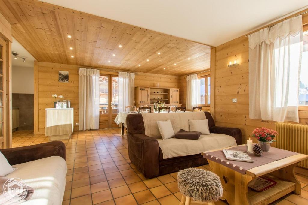Appartement LA CORBEILLE D'ARGENT N°3 543 Route de l'Envers du Chinaillon 74450 Le Grand-Bornand