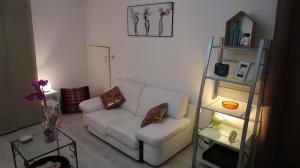 La Cour Victoria - Vosges Place & St Dizier St -27m2