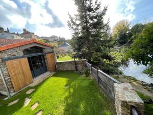 Appartement La Demoiselle de Bohardy 23 Côte du Vieux Pont 49110 Montrevault Pays de la Loire