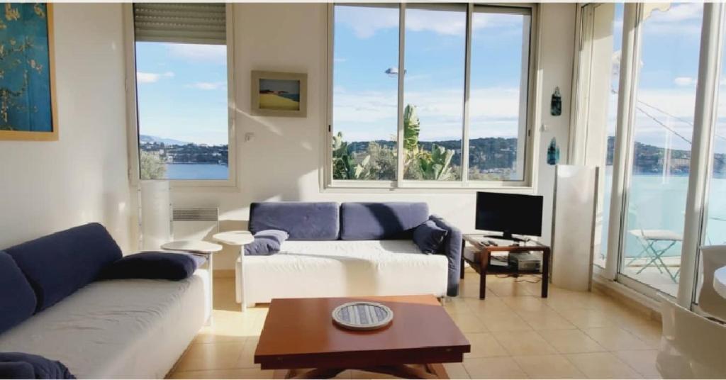 Appartement LA DOLCE VITA VUE MER 41 Boulevard Princesse Grâce de Monaco 06300 Nice