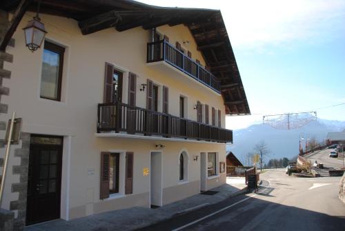 LA FLECHE LODGE