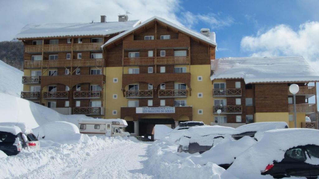 La Foux d'Allos les balcons du soleil 1800 route du col d allos, 04260 La Foux