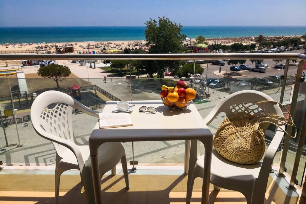 Appartement La Francesa Algarve, luz y vistas al mar Rua Dom Francisco de Almeida Edificio Montegordo Plaza 6000-652 Monte Gordo