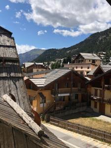 La Frontiera, rénové en 2021, pied des pistes et spa