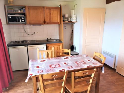 Appartement Appartement La Joue du Loup, 2 pièces, 6 personnes - FR-1-504-470 LA JOUE DU LOUP Le Dévoluy