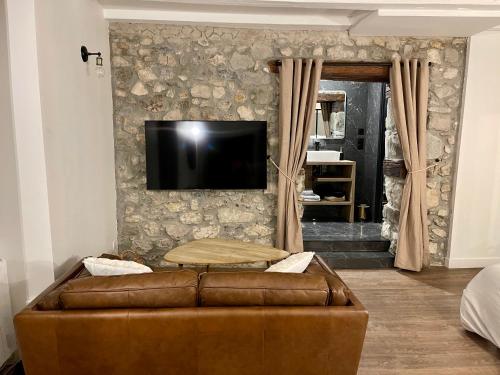 La loge de pierre au coeur de la vieille ville d Annecy