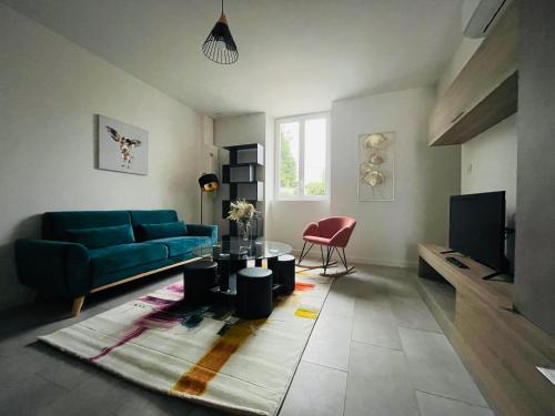 La Loge de ST YRIEIX SUR CHARENTE