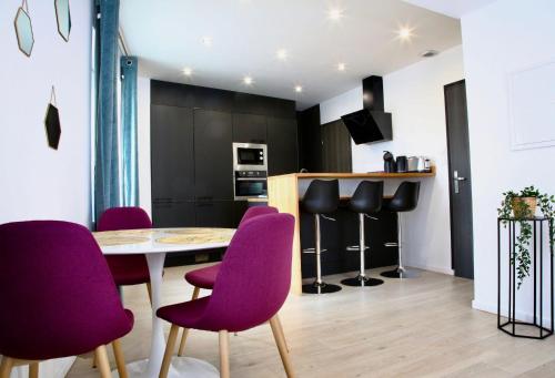 La Loge en Or - Parking public - Triplex - Proche centre et autoroute
