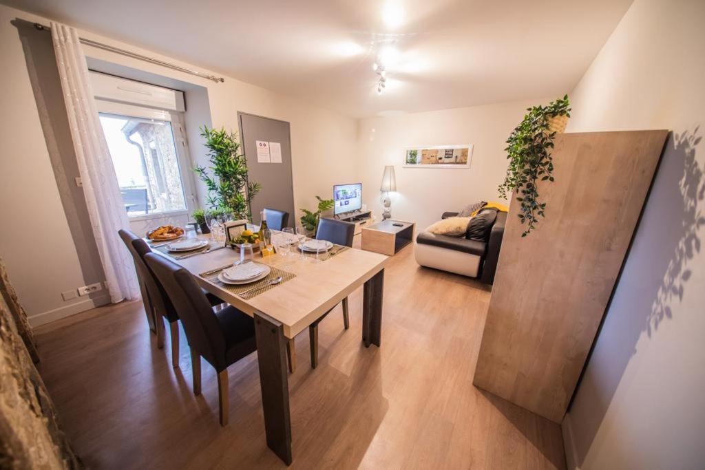 Appartement LA MADELEINE -GARE - CENTRE-VILLE - Home-One Passage de la Forge 25410 Saint-Vit