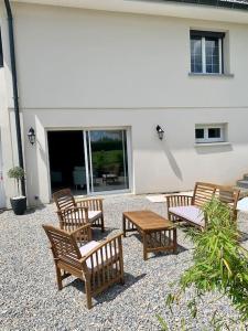 -La Maison Douce - Terrasse -Calme- Grand Parking