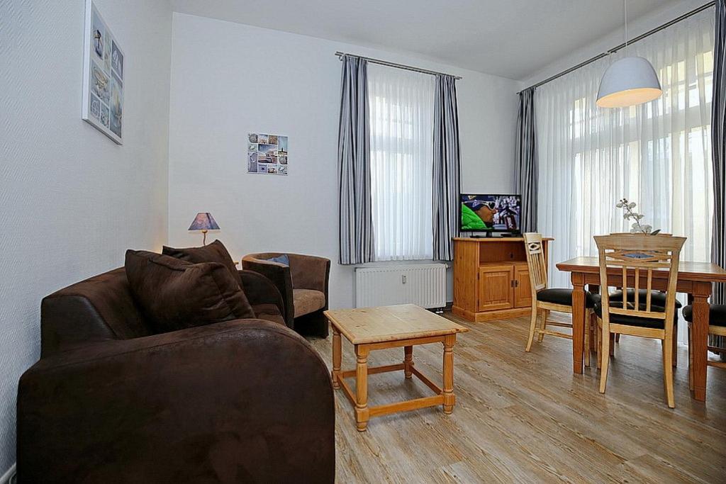 Appartement La Mer Wohnung 10 Ostseeallee 35 18225 Kühlungsborn