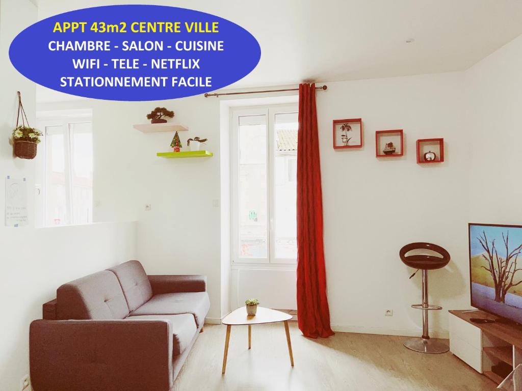 Appartement La Mimi, Grand T2 hyper centre ville 75 Rue de la République 85200 Fontenay-le-Comte