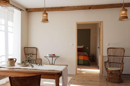 LA NINE - GITE APPARTEMENT CRAQUANT COEUR DE VILLAGE