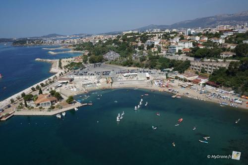 La Parenthese entre ville et mer parking prive -wifi - clim