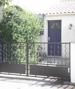 Appartement La Parenthèse 8 place du mas de bousquery 30250 Sommières Languedoc-Roussillon